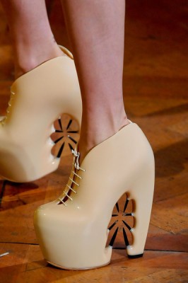 shoe