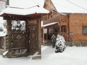 Maramures Guesthouse winter_full