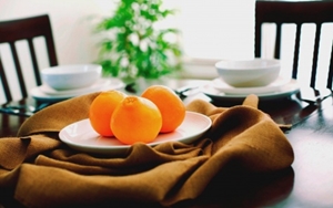 oranges_on_a_plate-t2